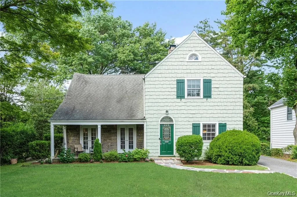 224 Mamaroneck Road Scarsdale NY 10583