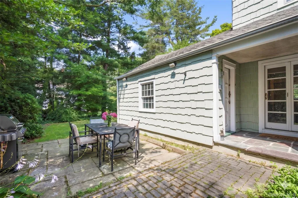 224 Mamaroneck Road Scarsdale NY 10583