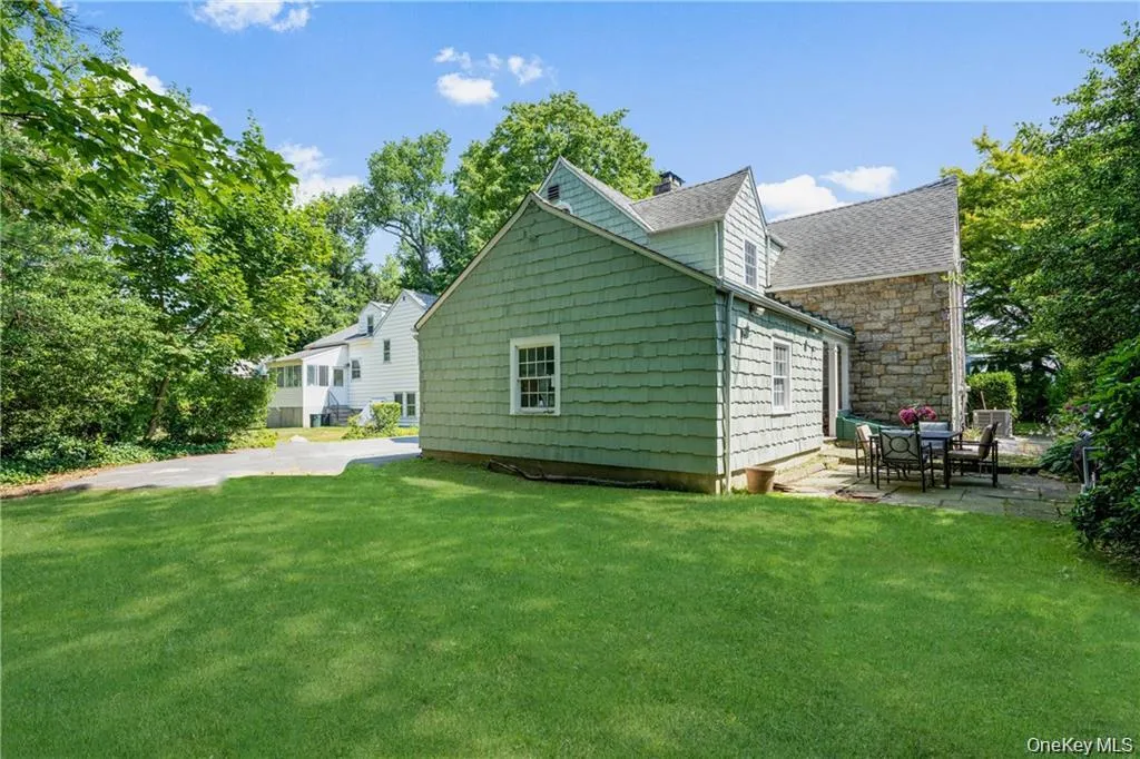 224 Mamaroneck Road Scarsdale NY 10583