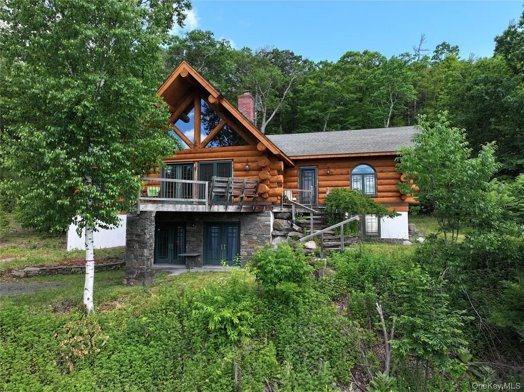24 Tanis Hollow Road Woodstock NY 12498
