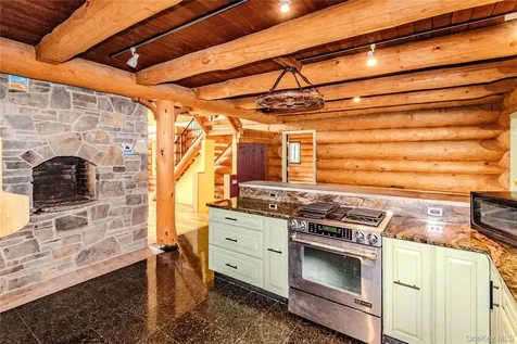 24 Tanis Hollow Road Woodstock NY 12498