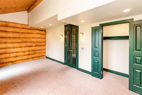 24 Tanis Hollow Road Woodstock NY 12498