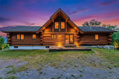 24 Tanis Hollow Road Woodstock NY 12498