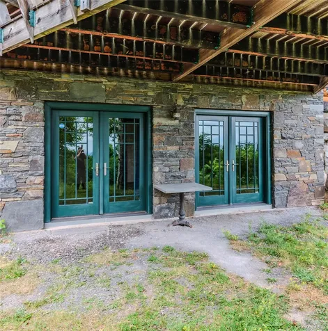 24 Tanis Hollow Road Woodstock NY 12498