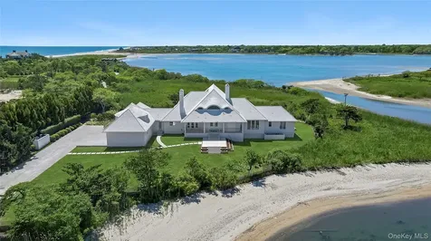 64 W End Road East Hampton NY 11937