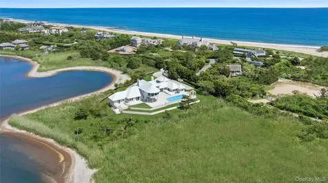 64 W End Road East Hampton NY 11937