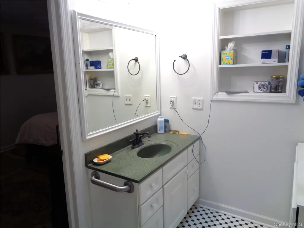 7 Holm Run Pawling NY 12564