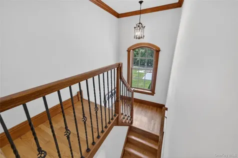 10 Greenwich Avenue Central Valley NY 10917