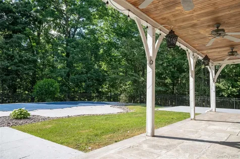 10 Greenwich Avenue Central Valley NY 10917