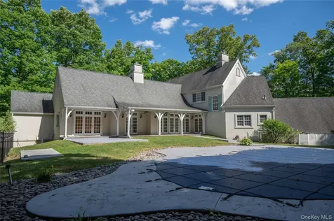 10 Greenwich Avenue Central Valley NY 10917
