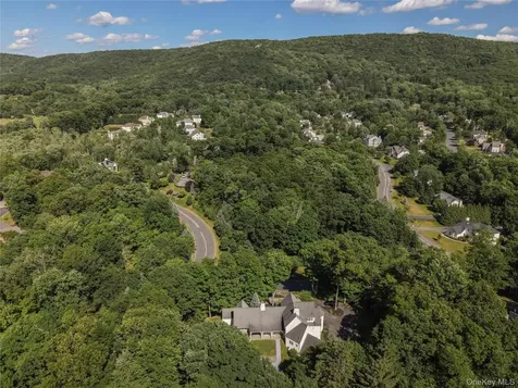 10 Greenwich Avenue Central Valley NY 10917