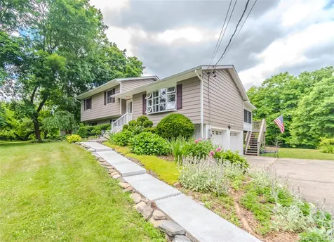 1633 Salt Point Turnpike Pleasant Valley NY 12569