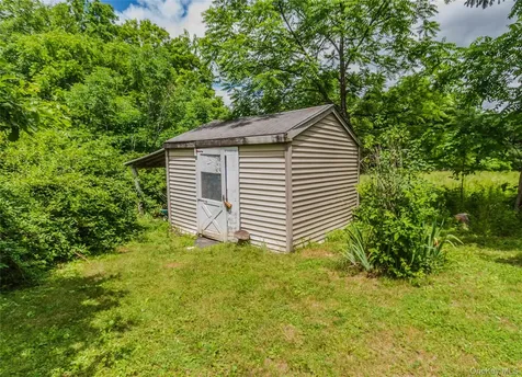 1633 Salt Point Turnpike Pleasant Valley NY 12569