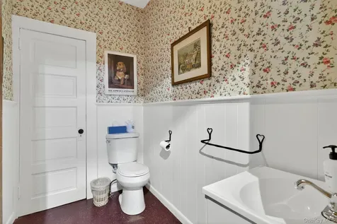219 Husdon Street Call Listing Agent PA 18428