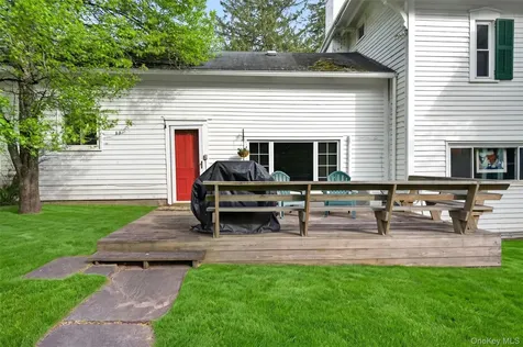 219 Husdon Street Call Listing Agent PA 18428