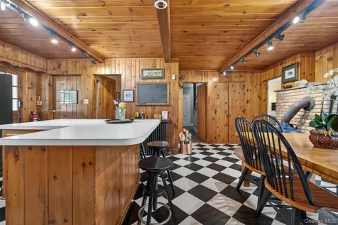 219 Husdon Street Call Listing Agent PA 18428