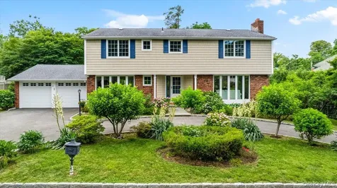 22 Potters Lane New Rochelle NY 10805