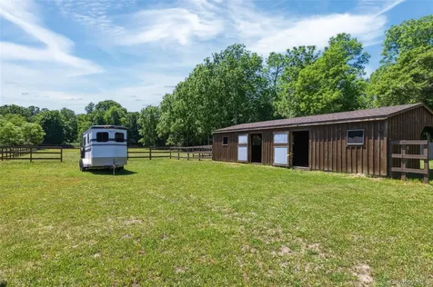 2 North Street Manorville NY 11949