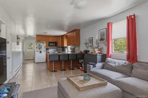 2 North Street Manorville NY 11949