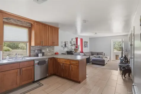 2 North Street Manorville NY 11949