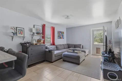2 North Street Manorville NY 11949
