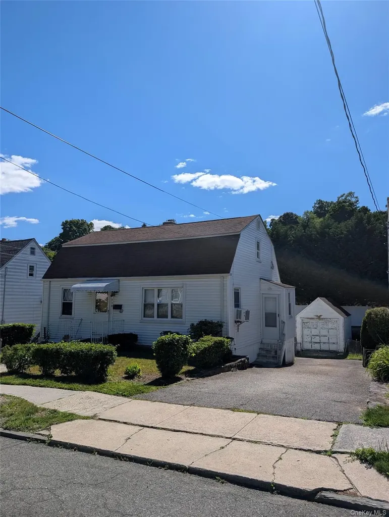 228 Morsemere Avenue Yonkers NY 10703