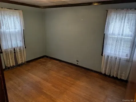 228 Morsemere Avenue Yonkers NY 10703