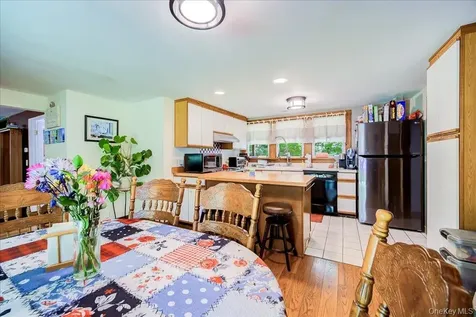 10-12 Woodlea Road Salt Point NY 12578
