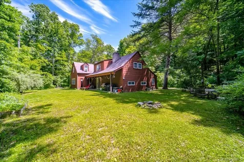 10-12 Woodlea Road Salt Point NY 12578