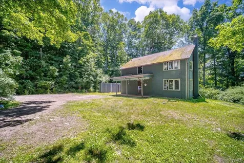 10-12 Woodlea Road Salt Point NY 12578
