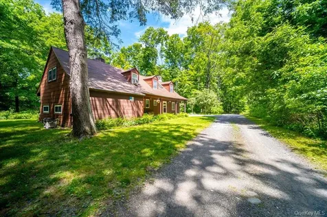 10-12 Woodlea Road Salt Point NY 12578