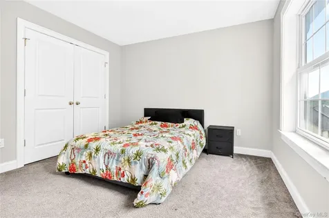 28 Ardmore Street Cornwall NY 12553