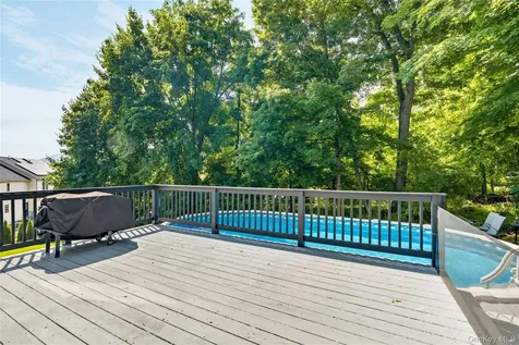 28 Ardmore Street Cornwall NY 12553