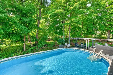 28 Ardmore Street Cornwall NY 12553
