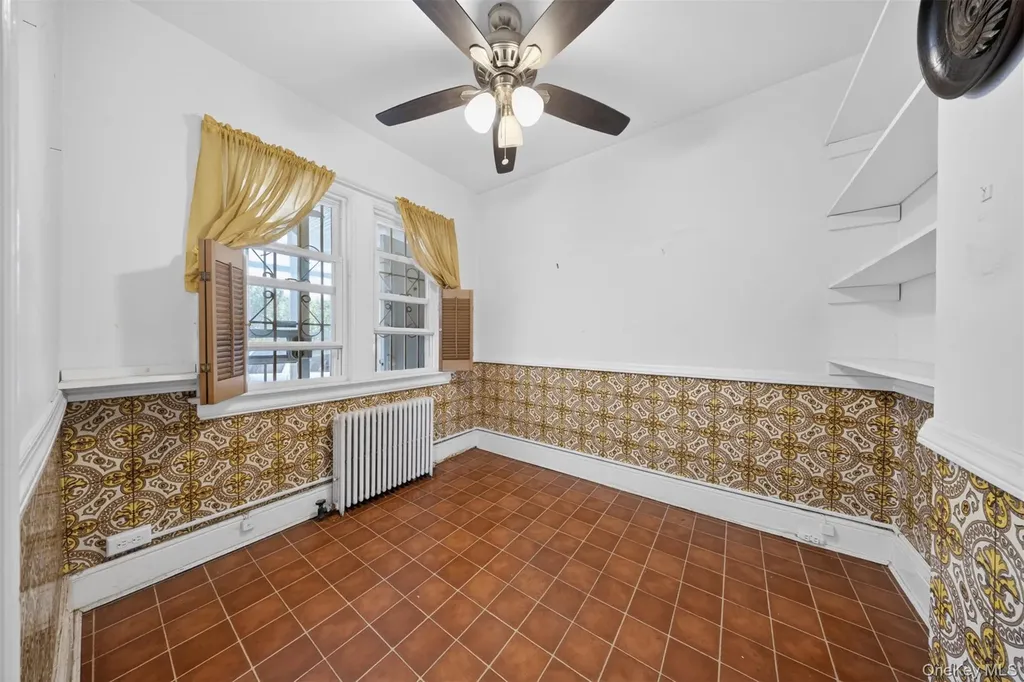 35-38 169th Street Flushing NY 11358
