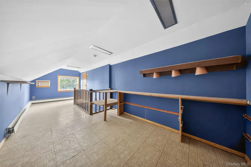 35-38 169th Street Flushing NY 11358