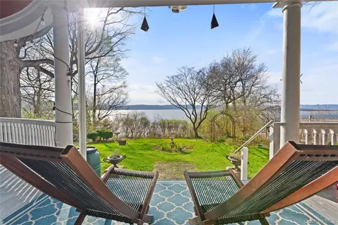 28 Hamilton Avenue Ossining NY 10562