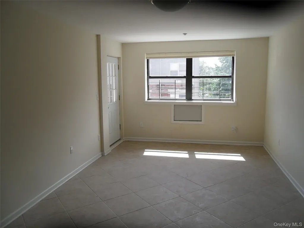 753, 755, 757, 759, 761 E 214th Street Bronx NY 10467