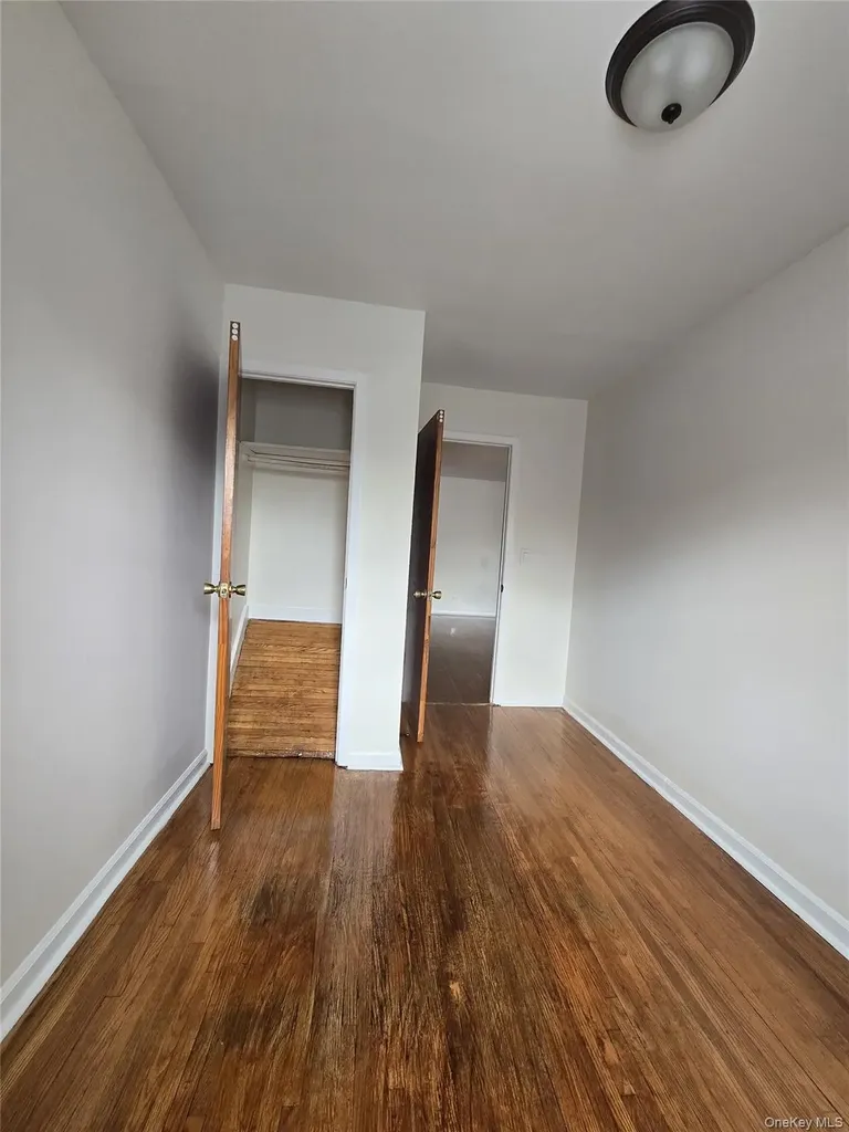 3128 Mickle Avenue Bronx NY 10469