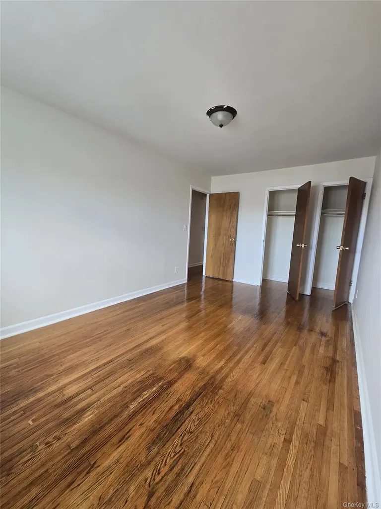 3128 Mickle Avenue Bronx NY 10469