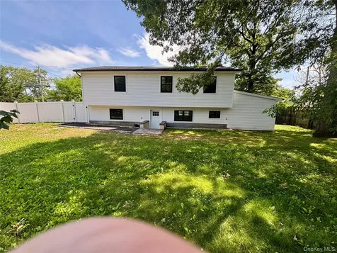 91 Washington Avenue Wyandanch NY 11798
