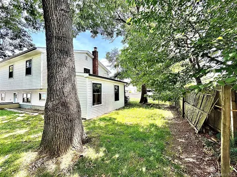 91 Washington Avenue Wyandanch NY 11798
