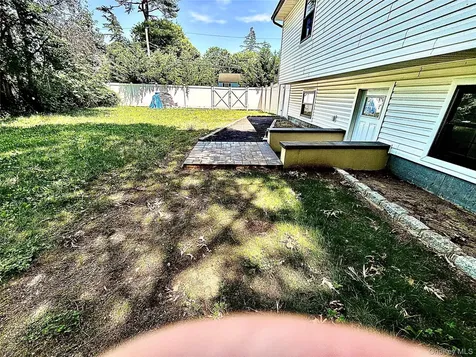 91 Washington Avenue Wyandanch NY 11798