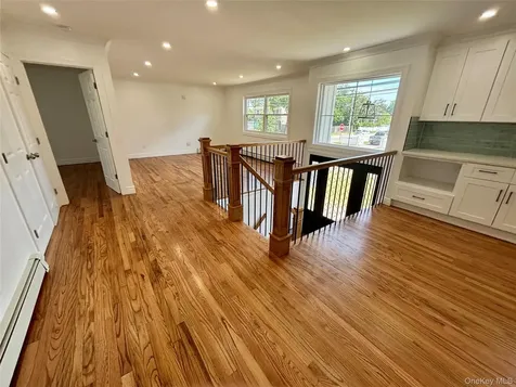 91 Washington Avenue Wyandanch NY 11798
