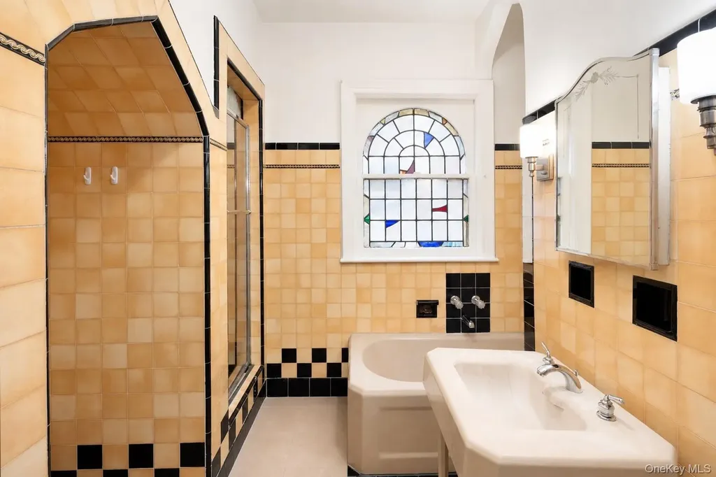 1216 E 28th Street Brooklyn NY 11210