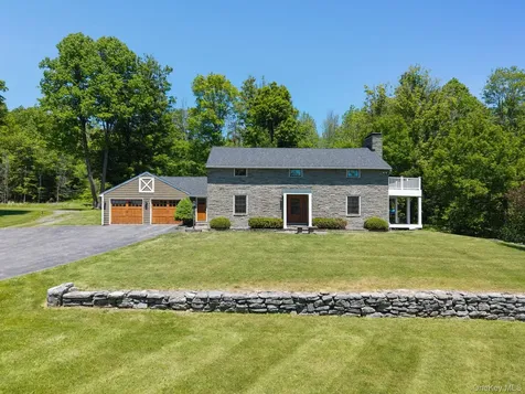 108 Grovenors Corners Road Cobleskill NY 12043