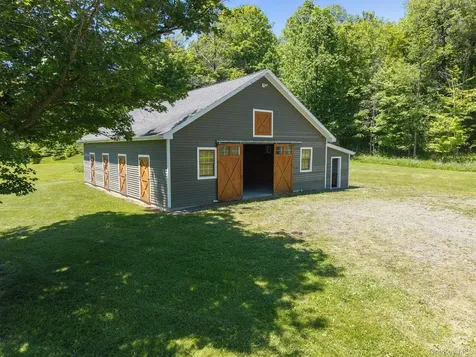 108 Grovenors Corners Road Cobleskill NY 12043