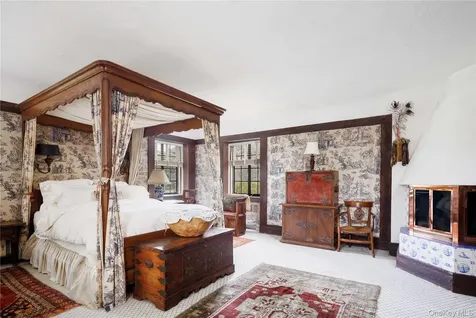 491 Muttontown Road Muttontown NY 11791