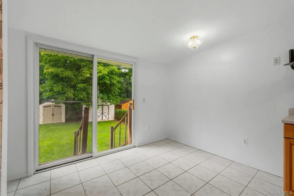 56 Cayuga Drive Peekskill NY 10566