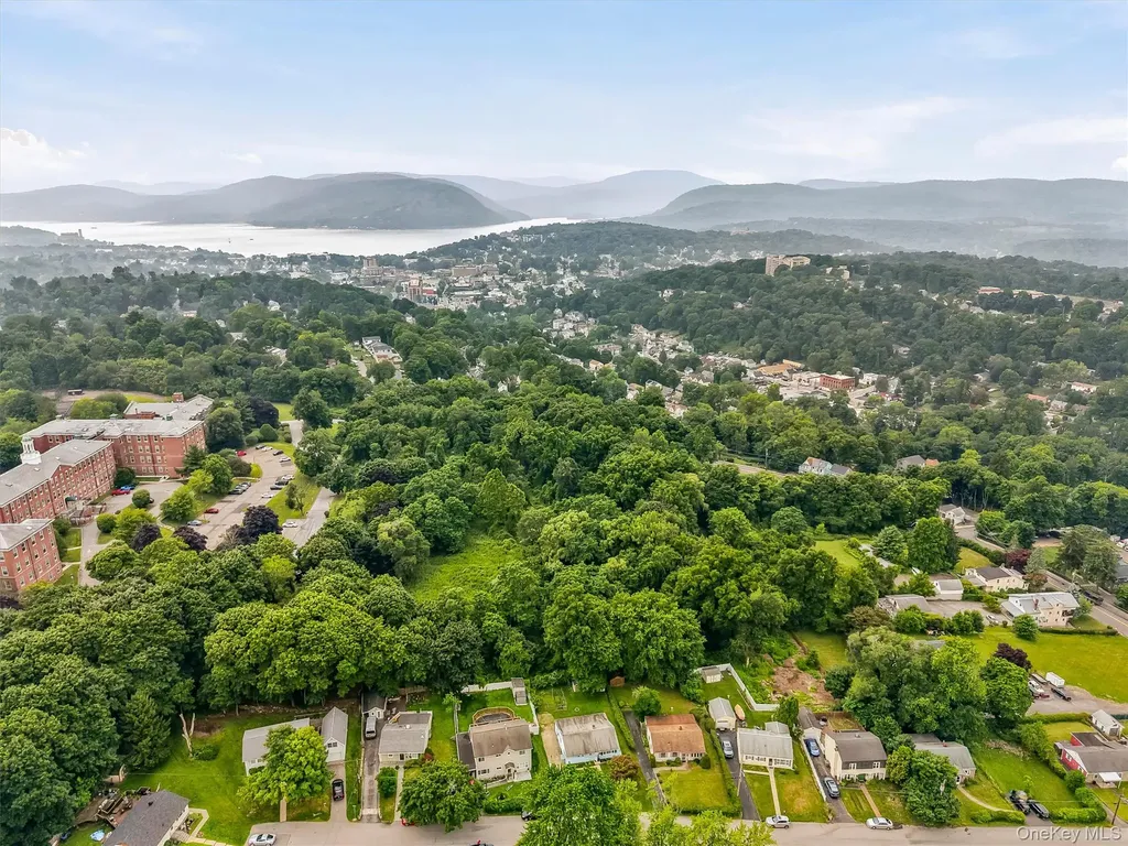 56 Cayuga Drive Peekskill NY 10566